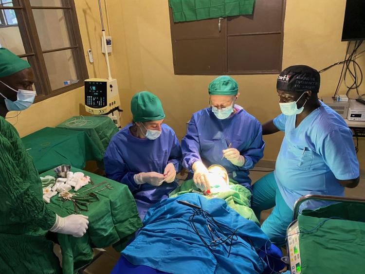 Chirurgie ophta au Rwanda